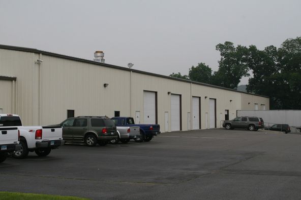 Hilltop Flex Park: 841 ROUTE 32 , North Franklin, CT 06254